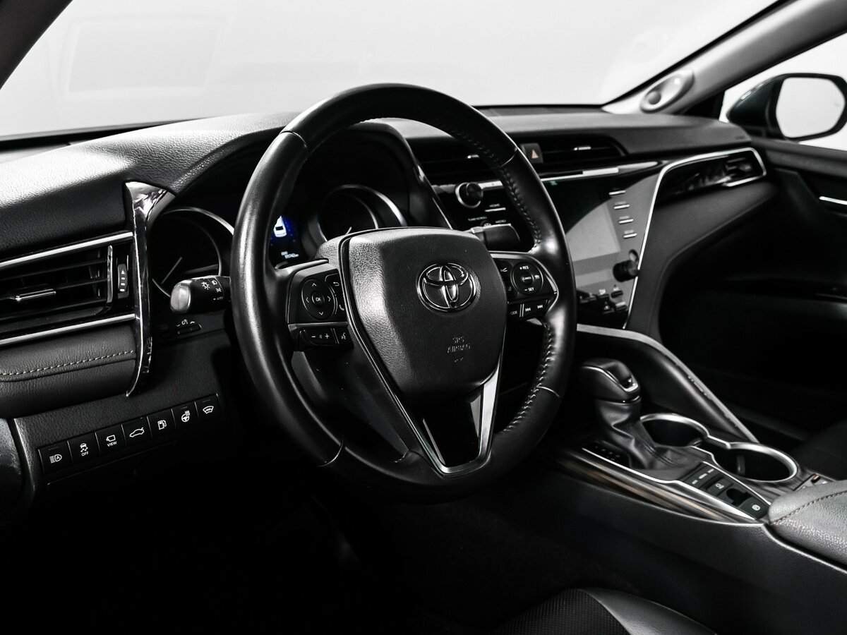 Купить Toyota Camry с пробегом. Фото: #12
