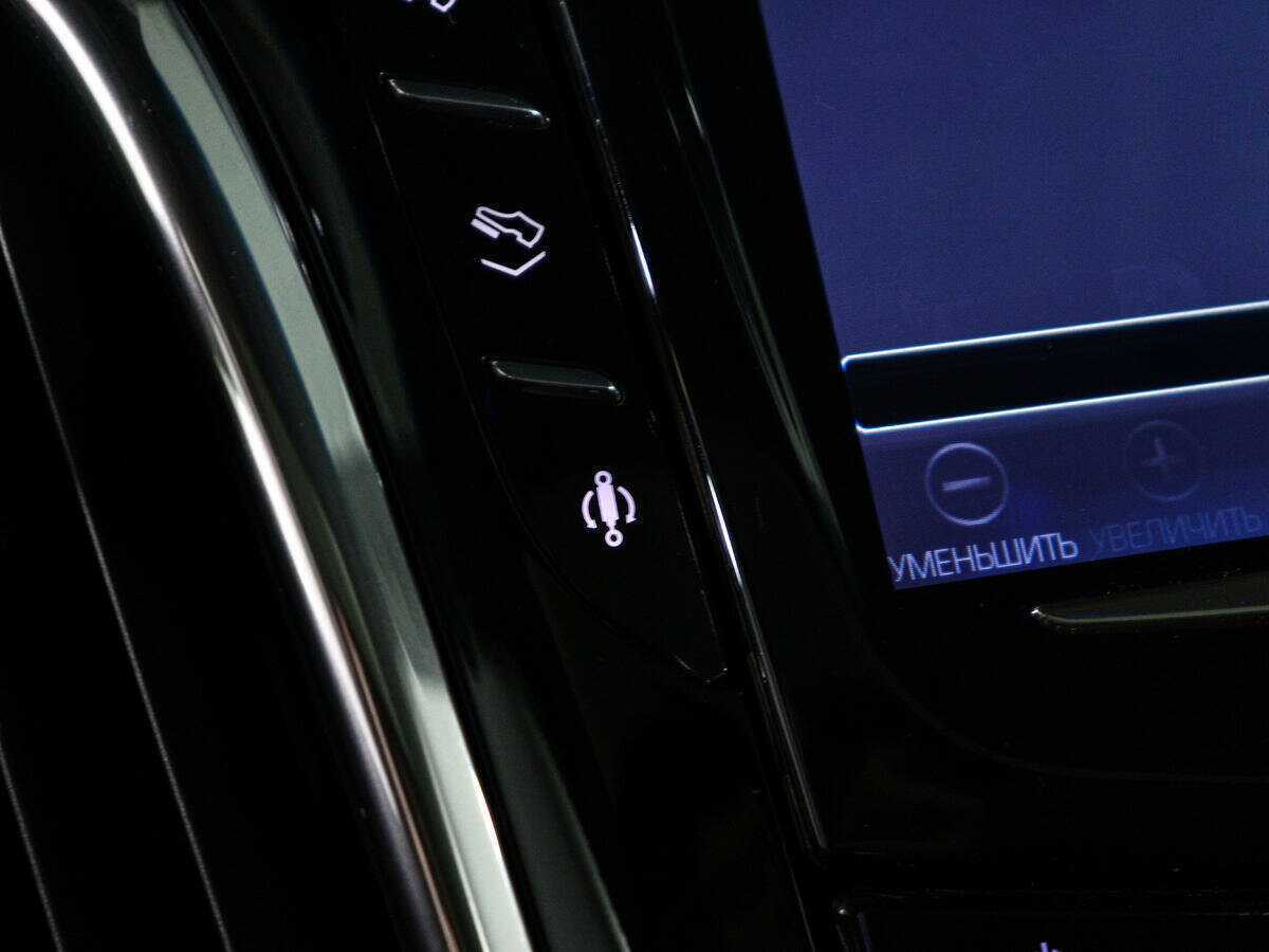 Купить Cadillac Escalade с пробегом. Фото: #30