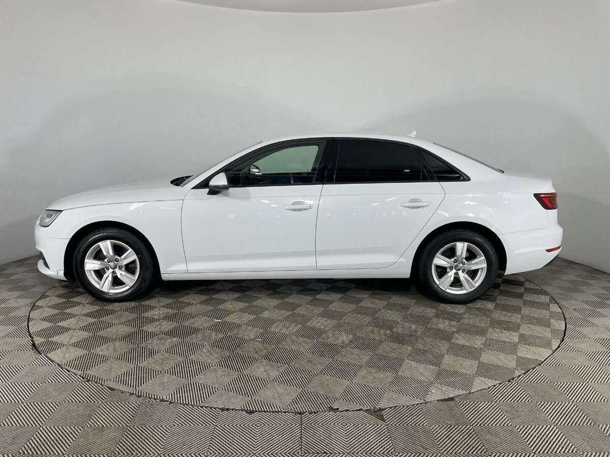 Купить Audi A4 с пробегом. Фото: #4
