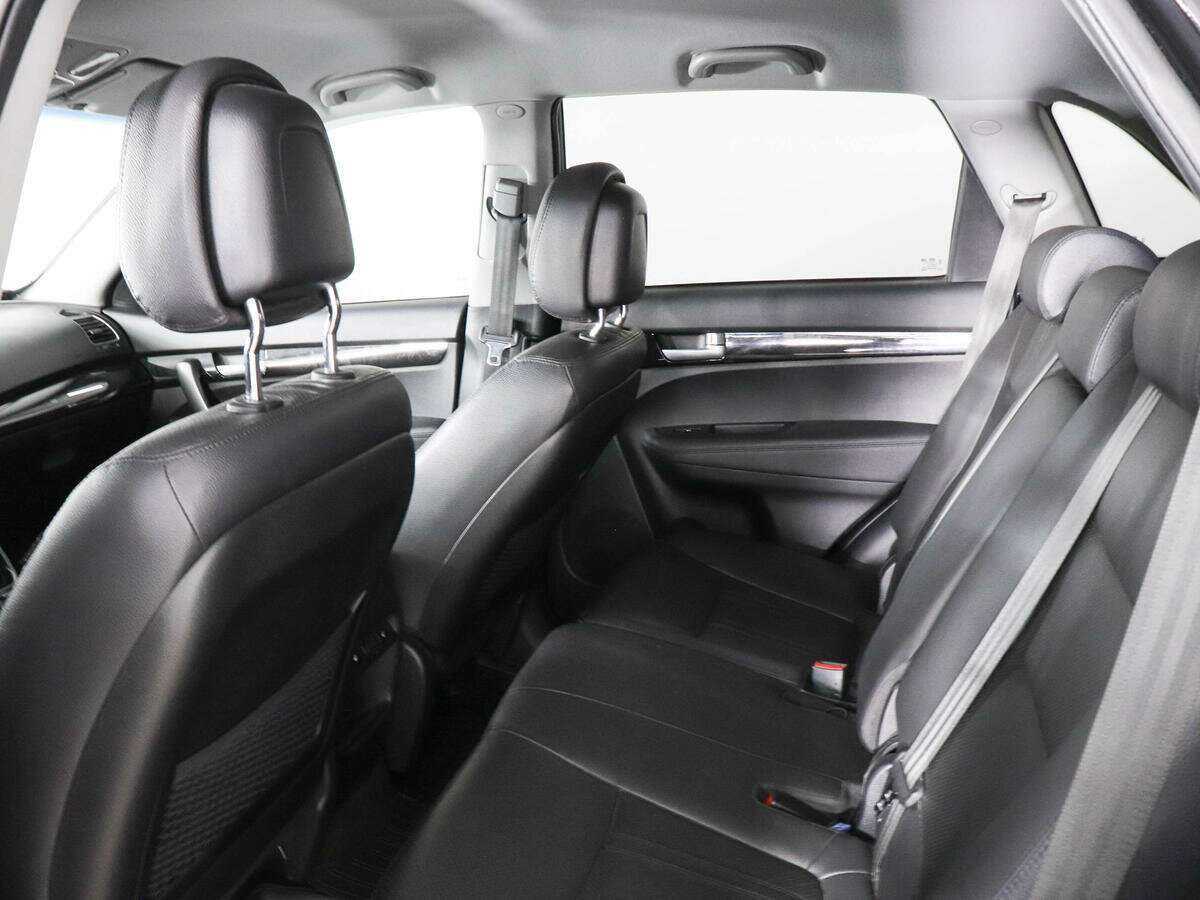 Купить Kia Sorento с пробегом. Фото: #11