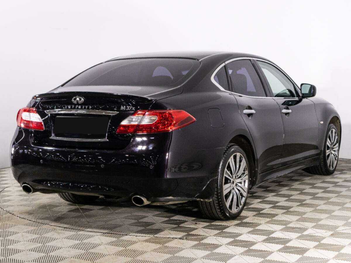 Купить Infiniti M с пробегом. Фото: #4