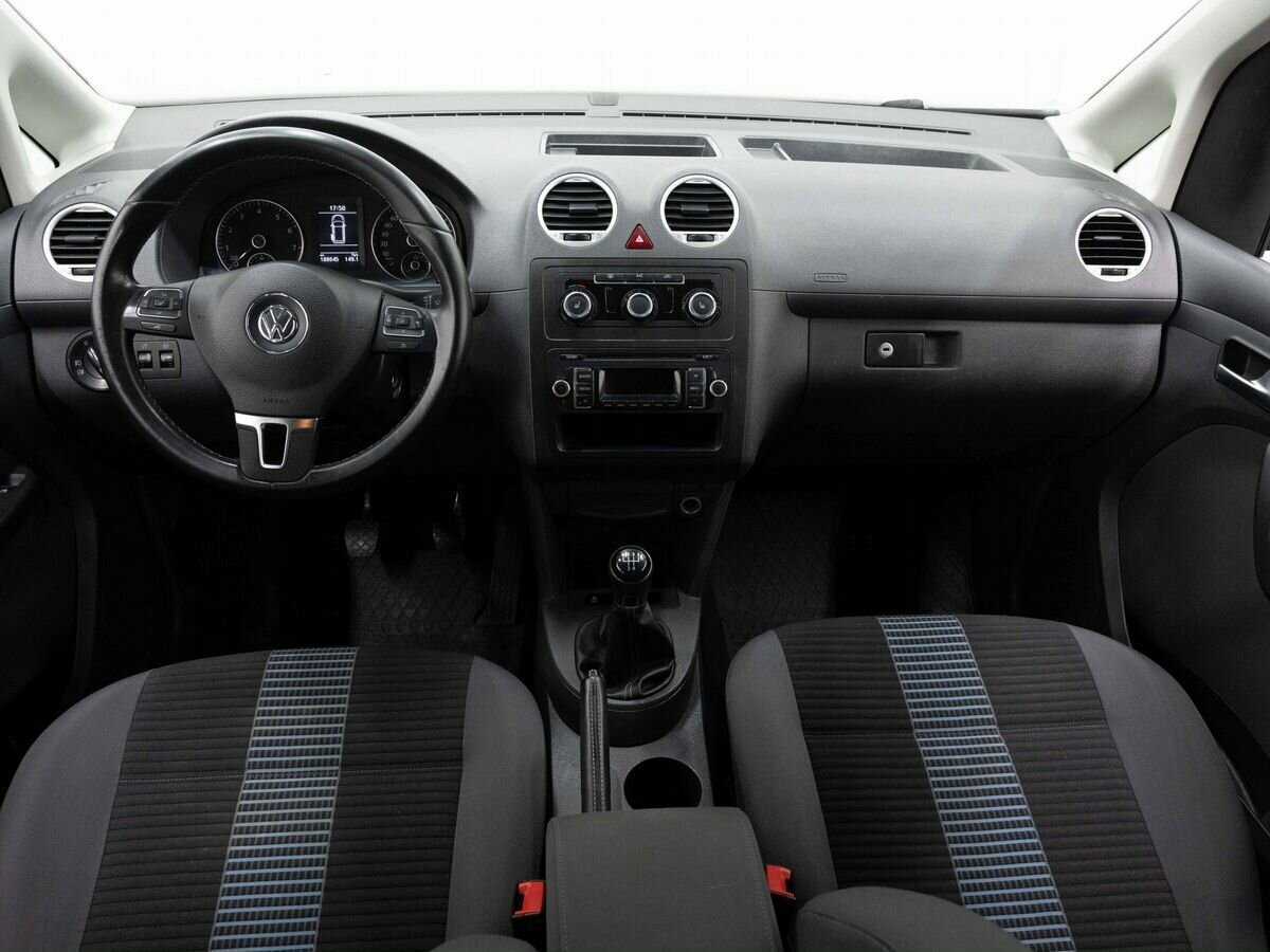 Купить Volkswagen Caddy с пробегом. Фото: #14