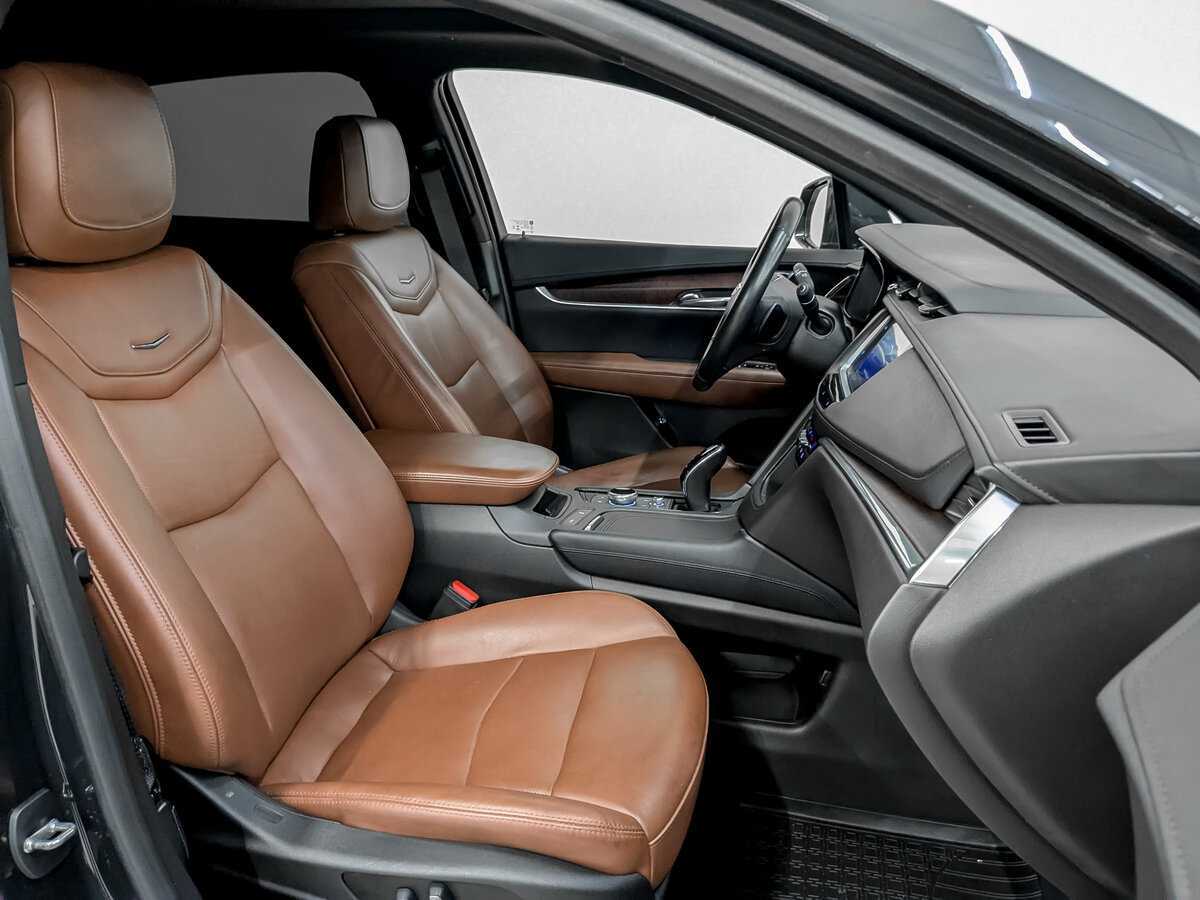 Купить Cadillac XT5 с пробегом. Фото: #23