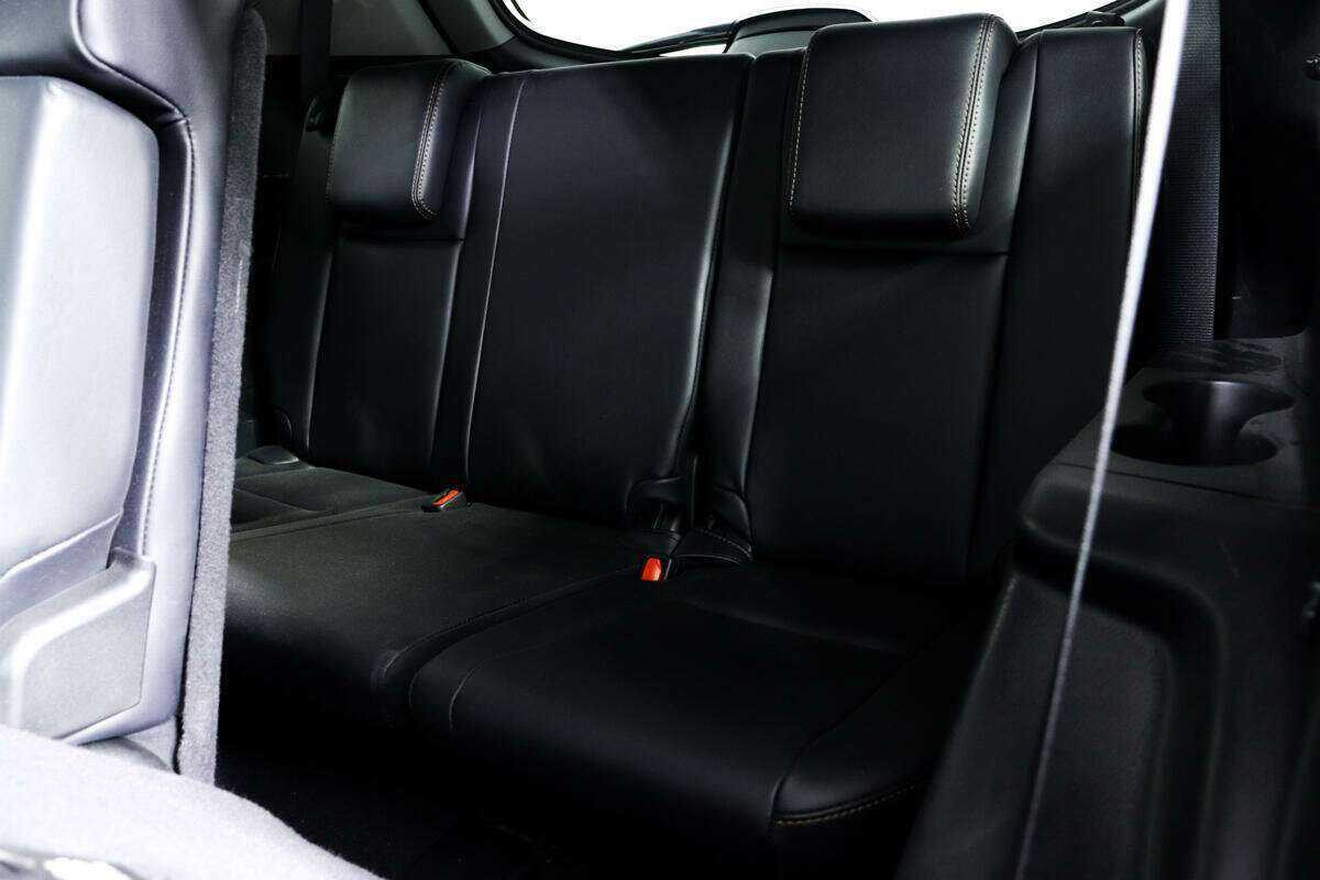 Купить Toyota Highlander с пробегом. Фото: #12