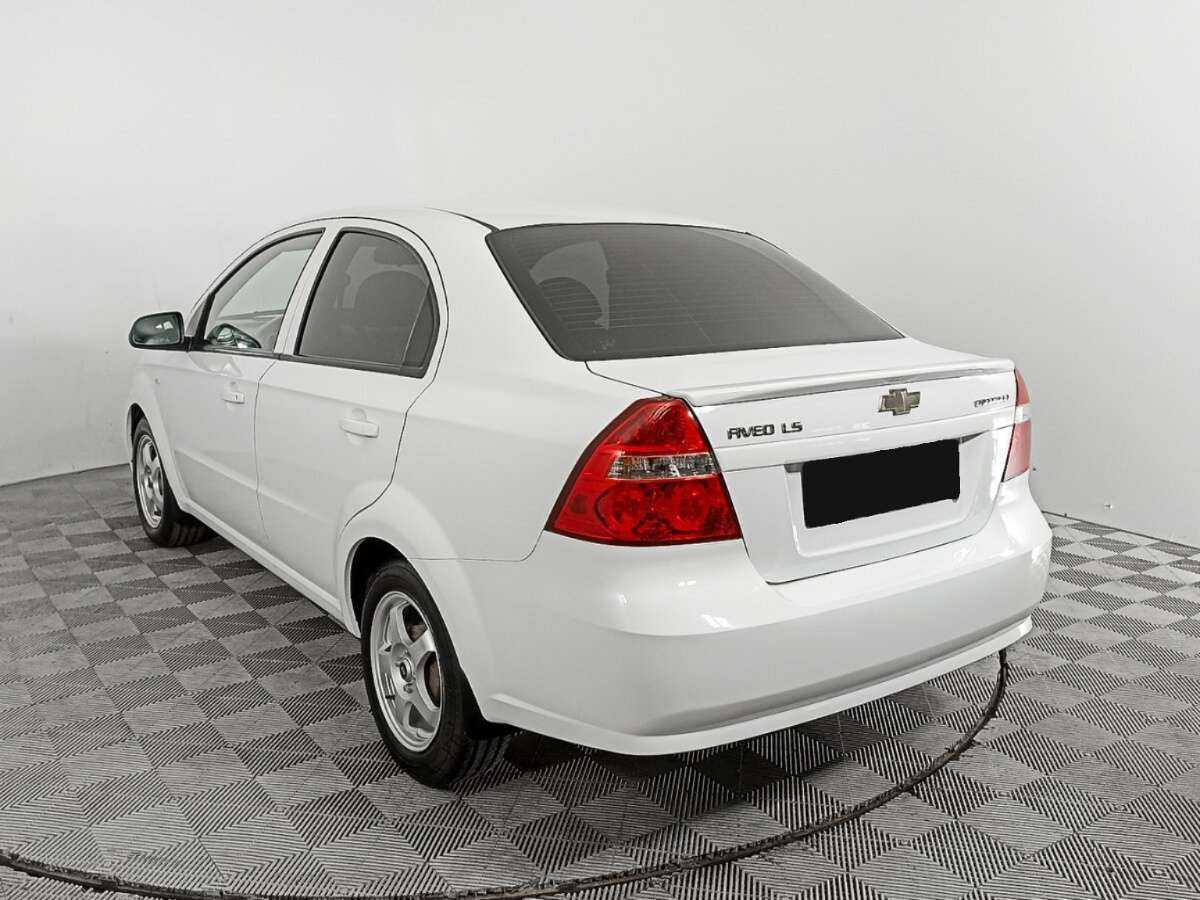 Купить Chevrolet Aveo с пробегом. Фото: #4