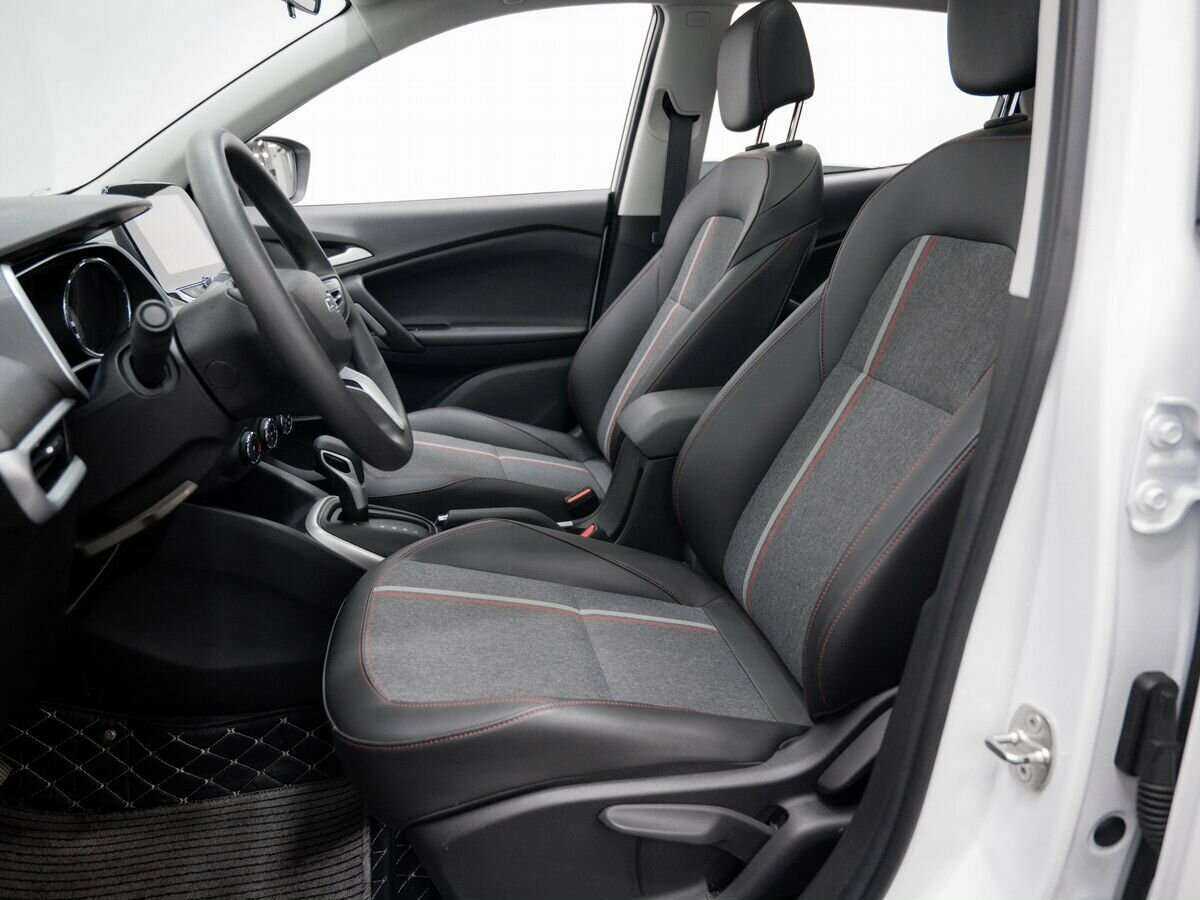 Купить Chevrolet Tracker с пробегом. Фото: #17