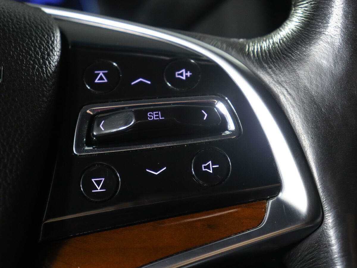 Купить Cadillac Escalade с пробегом. Фото: #19