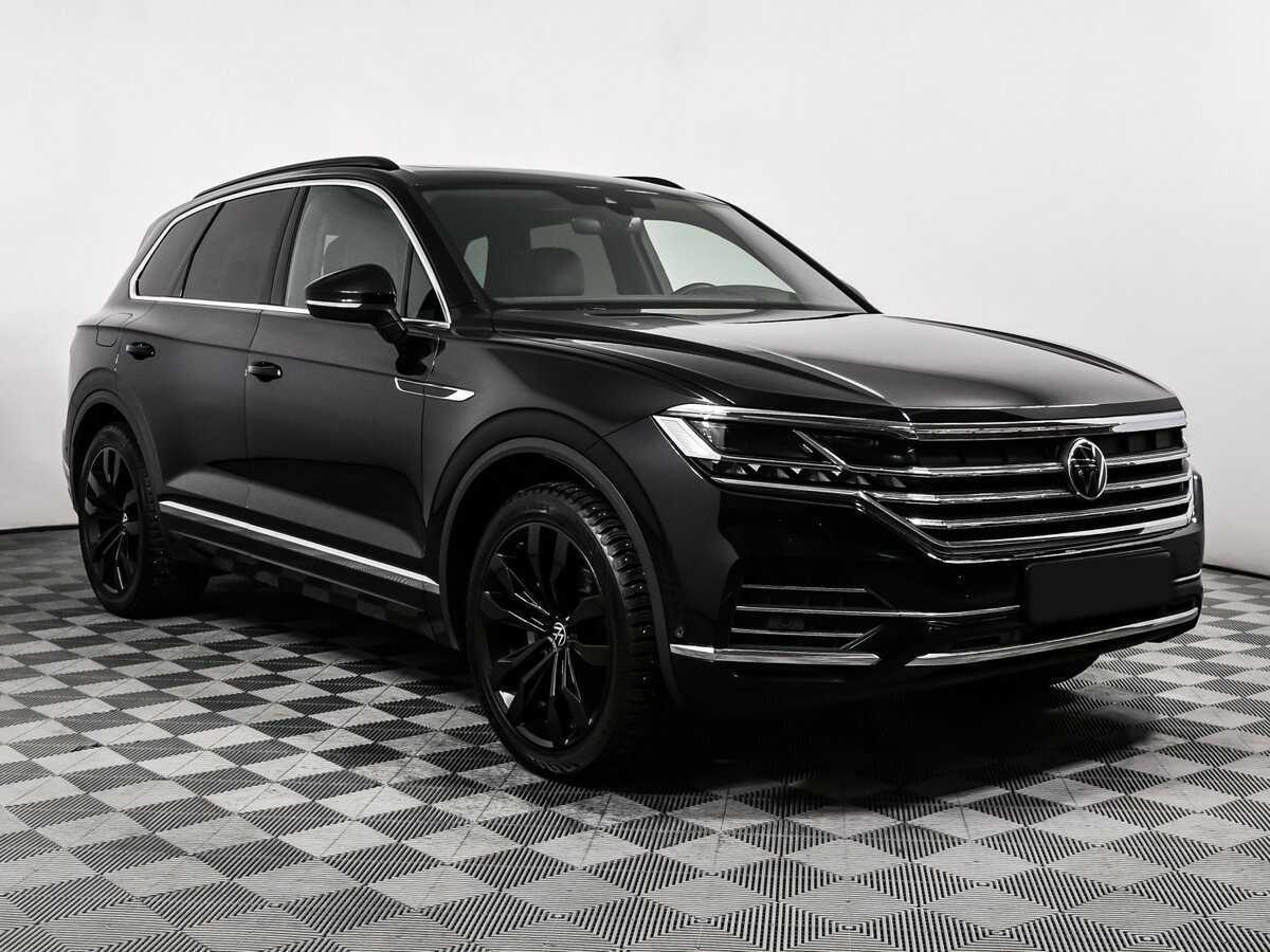 Купить Volkswagen Touareg с пробегом. Фото: #2