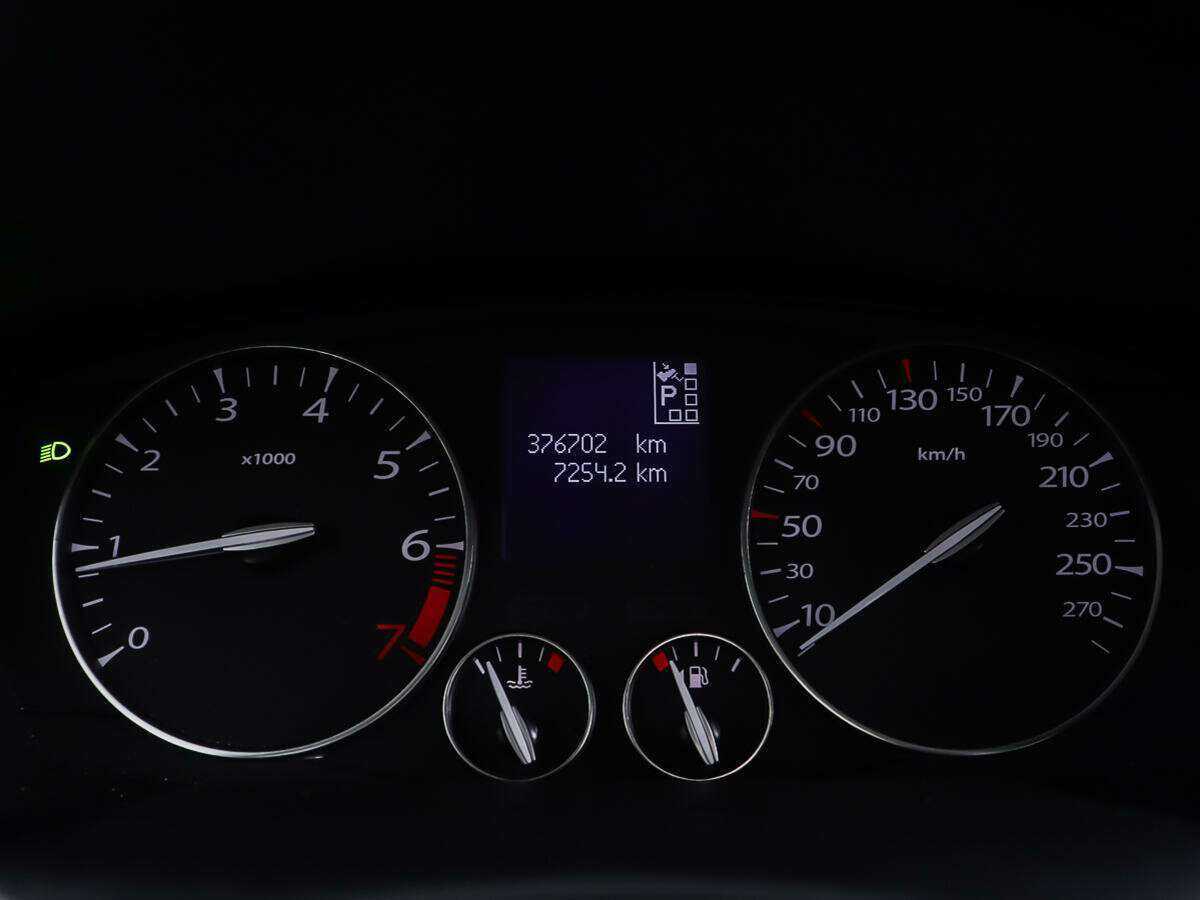 Купить Renault Latitude с пробегом. Фото: #13