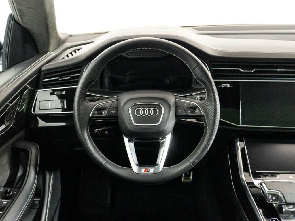 Купить Audi Q8 с пробегом. Фото: #21