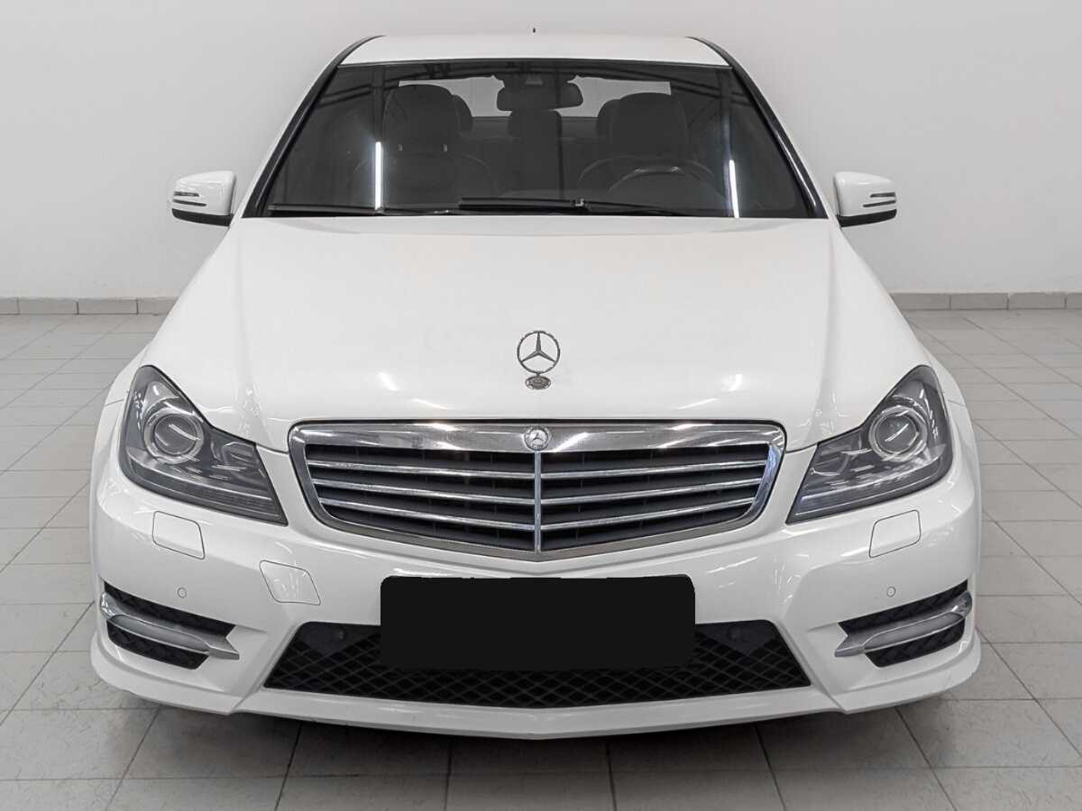 Купить Mercedes-Benz C-Класс с пробегом. Фото: #1