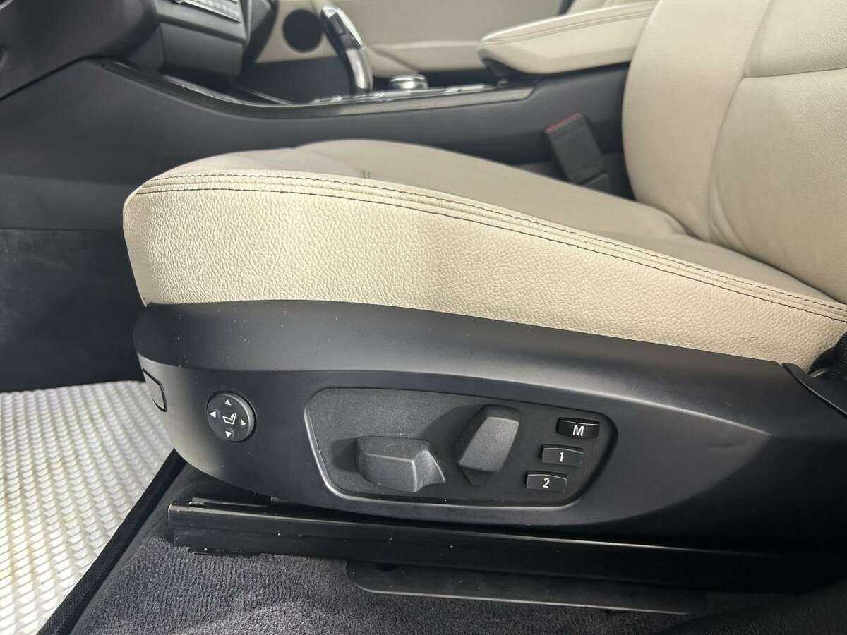 Купить BMW X3 с пробегом. Фото: #9