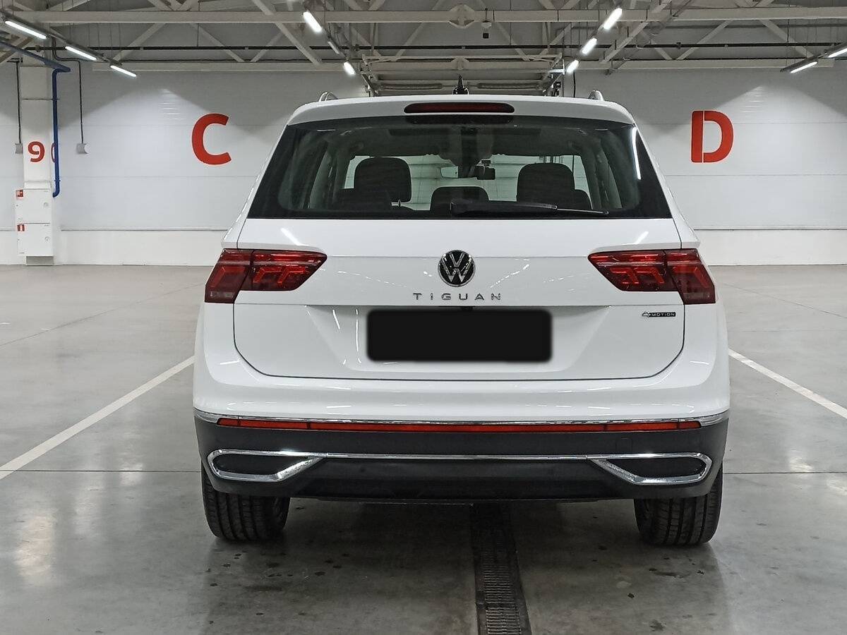 Купить Volkswagen Tiguan с пробегом. Фото: #5