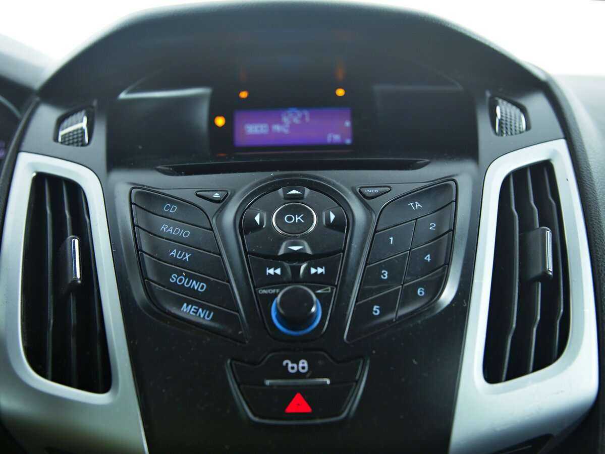 Купить Ford Focus с пробегом. Фото: #8