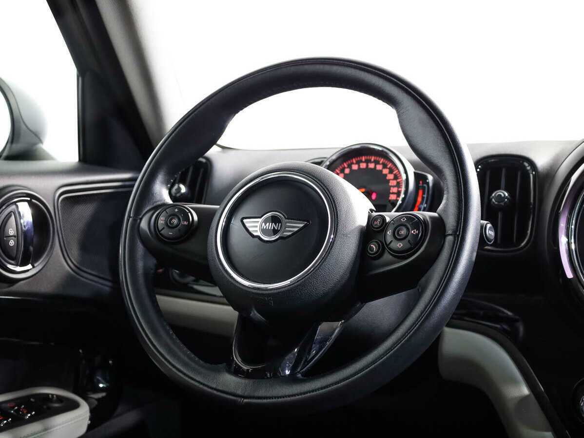 Купить Mini Countryman с пробегом. Фото: #18