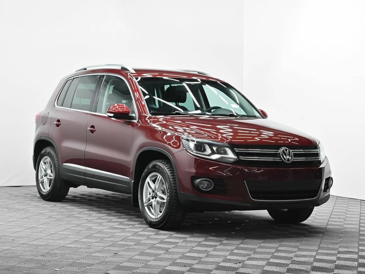 Купить Volkswagen Tiguan с пробегом. Фото: #1