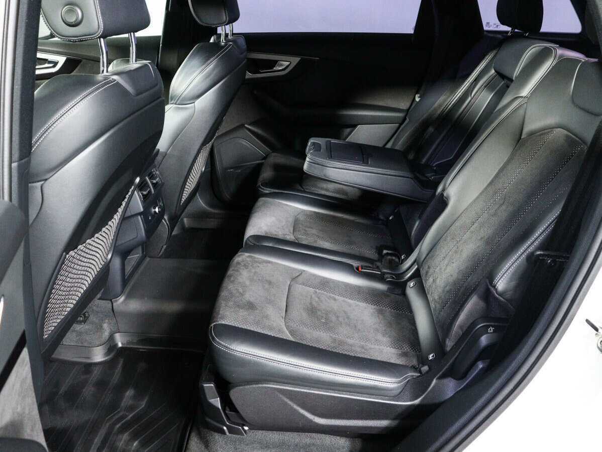 Купить Audi Q7 с пробегом. Фото: #6