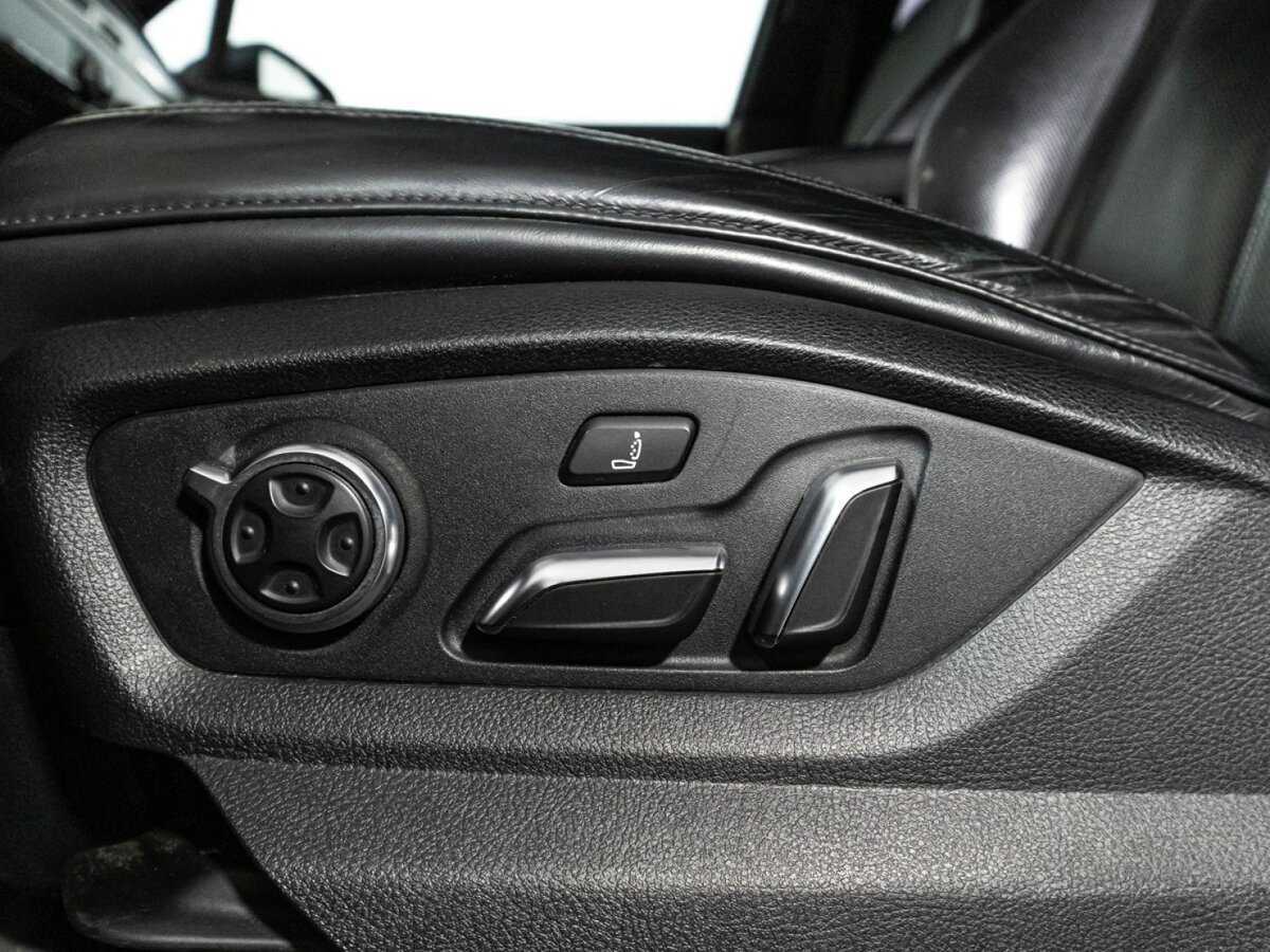 Купить Audi Q7 с пробегом. Фото: #17