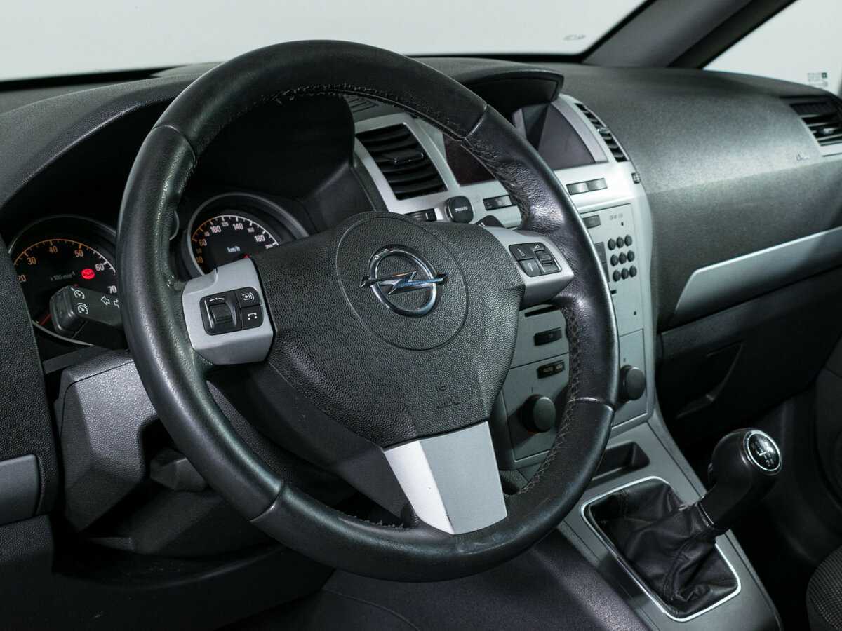 Купить Opel Zafira с пробегом. Фото: #10