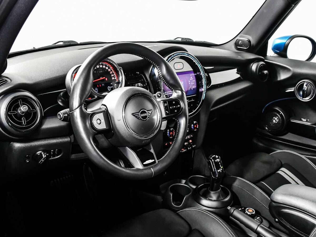 Купить Mini Hatch с пробегом. Фото: #12