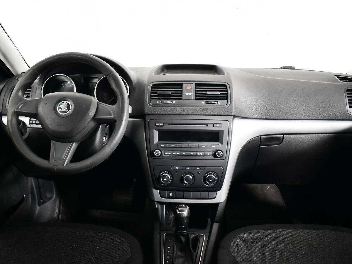 Купить Skoda Yeti с пробегом. Фото: #11