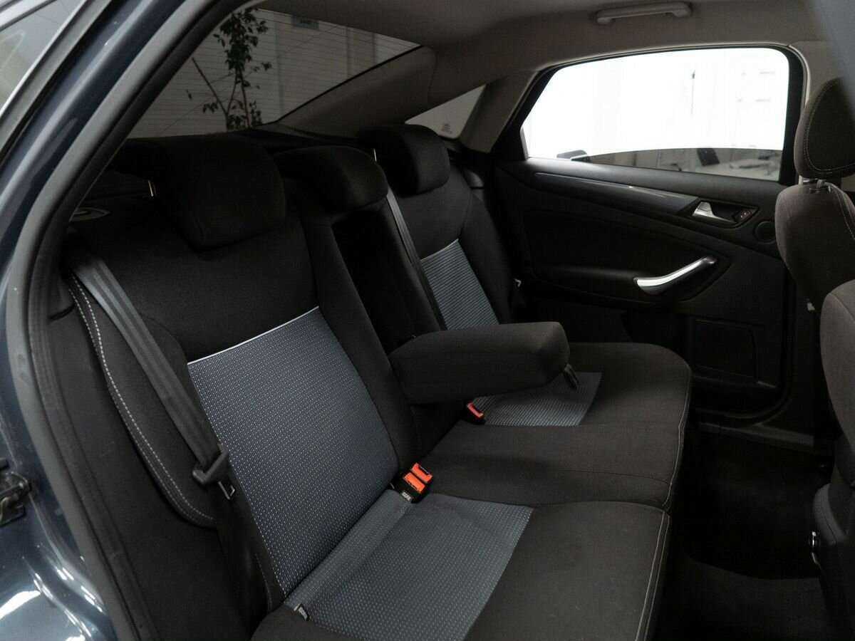 Купить Ford Mondeo с пробегом. Фото: #6