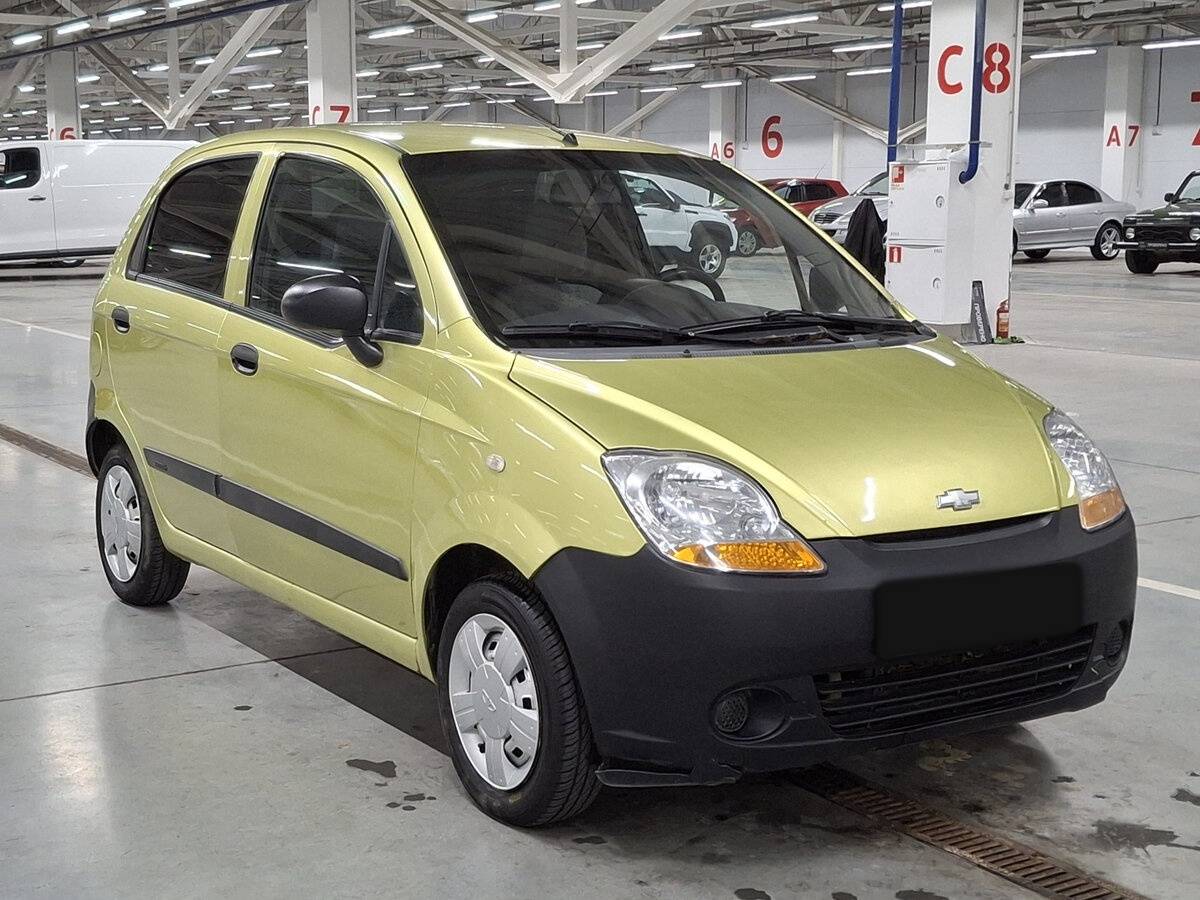 Купить Chevrolet Spark с пробегом. Фото: #2