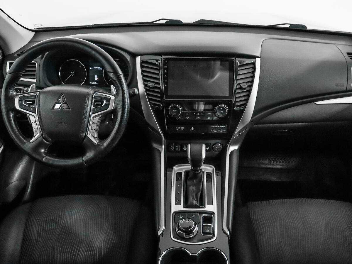 Купить Mitsubishi Pajero Sport с пробегом. Фото: #12