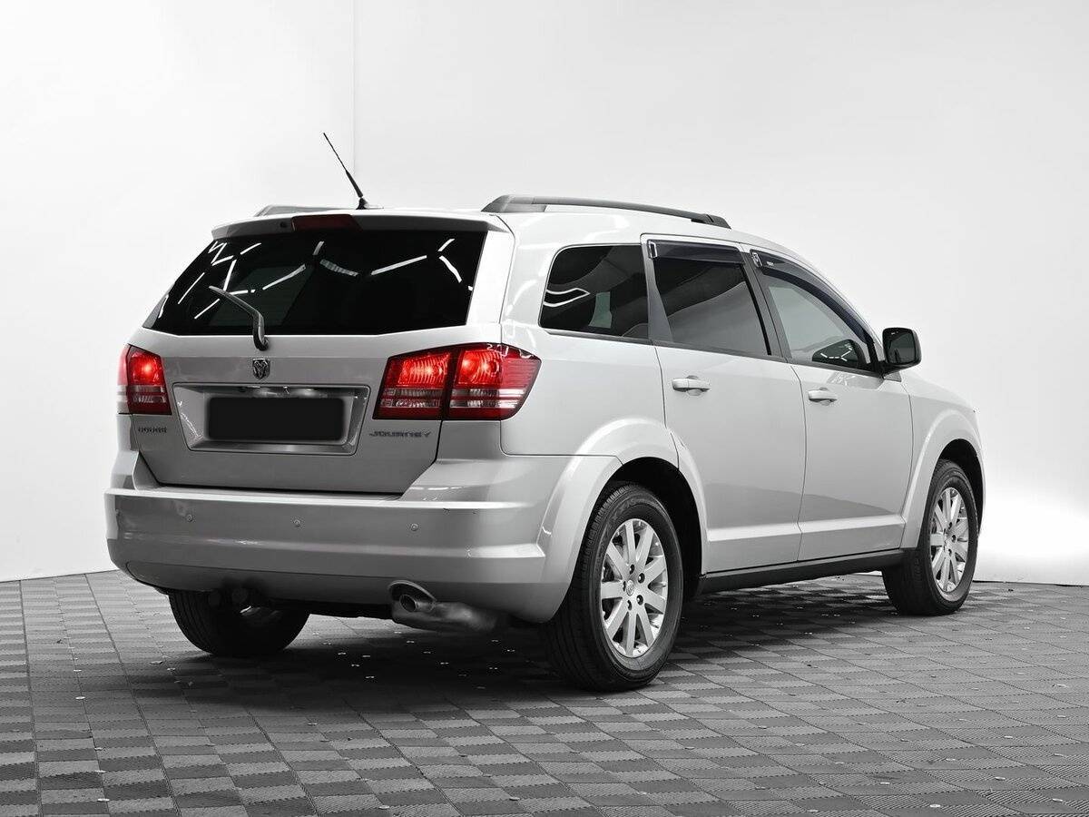 Купить Dodge Journey с пробегом. Фото: #3
