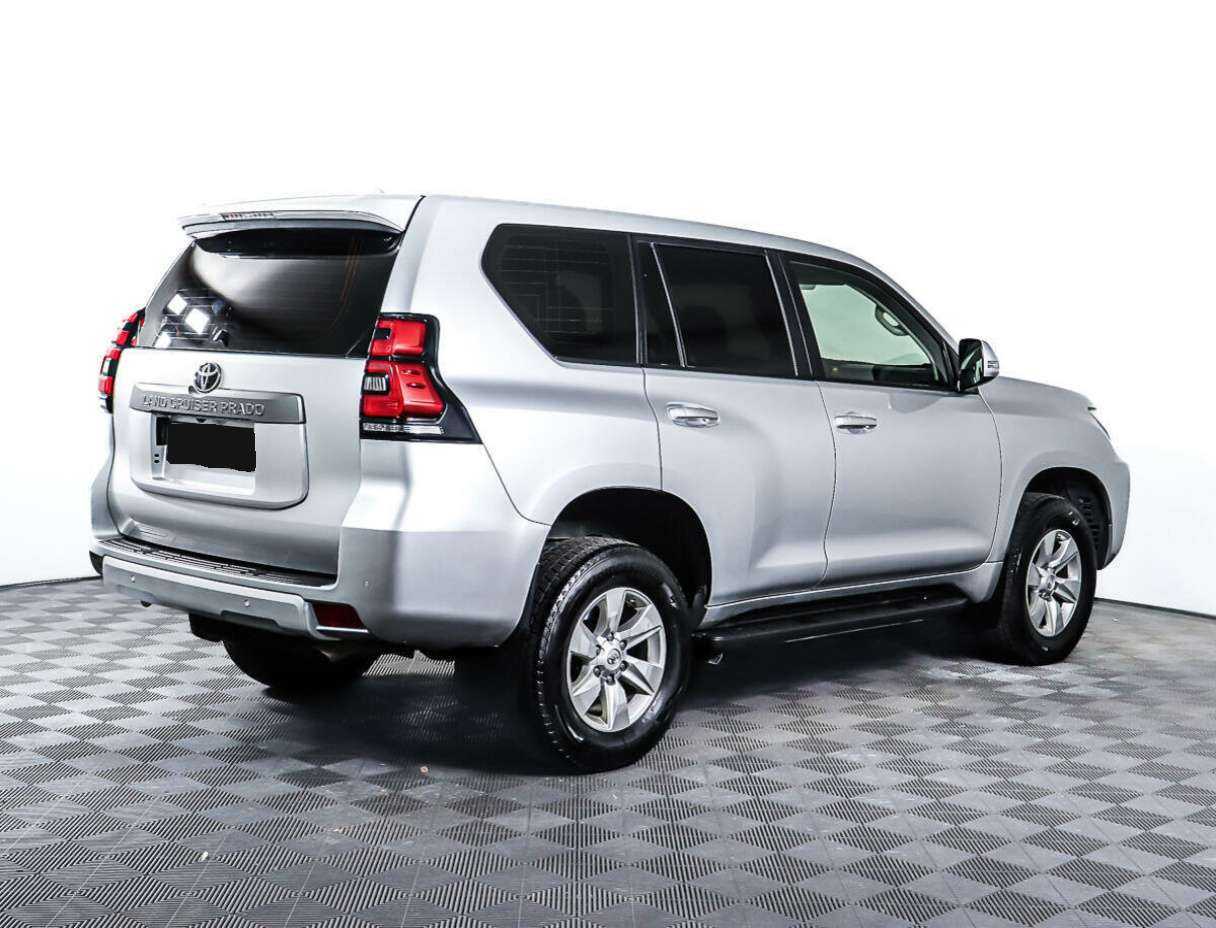Купить Toyota Land Cruiser Prado с пробегом. Фото: #4