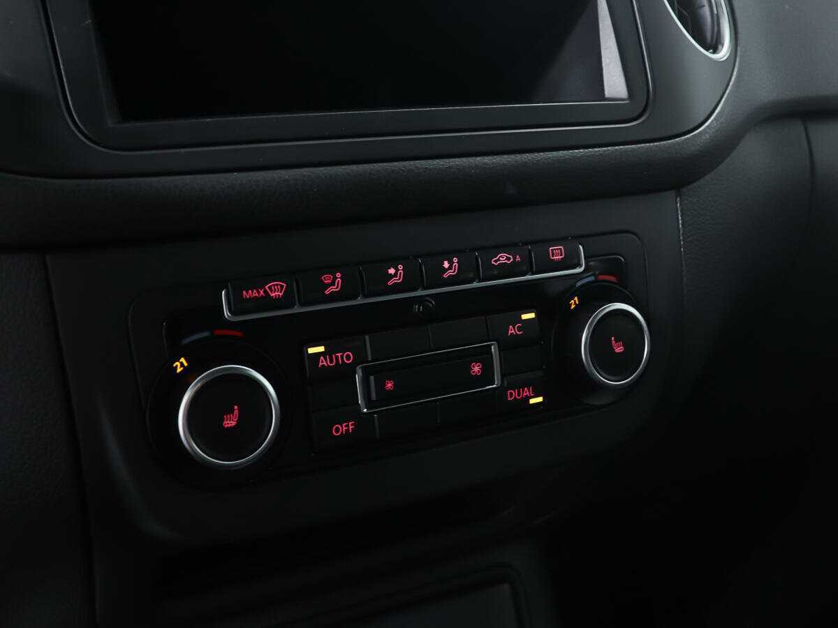 Купить Volkswagen Golf Plus с пробегом. Фото: #11
