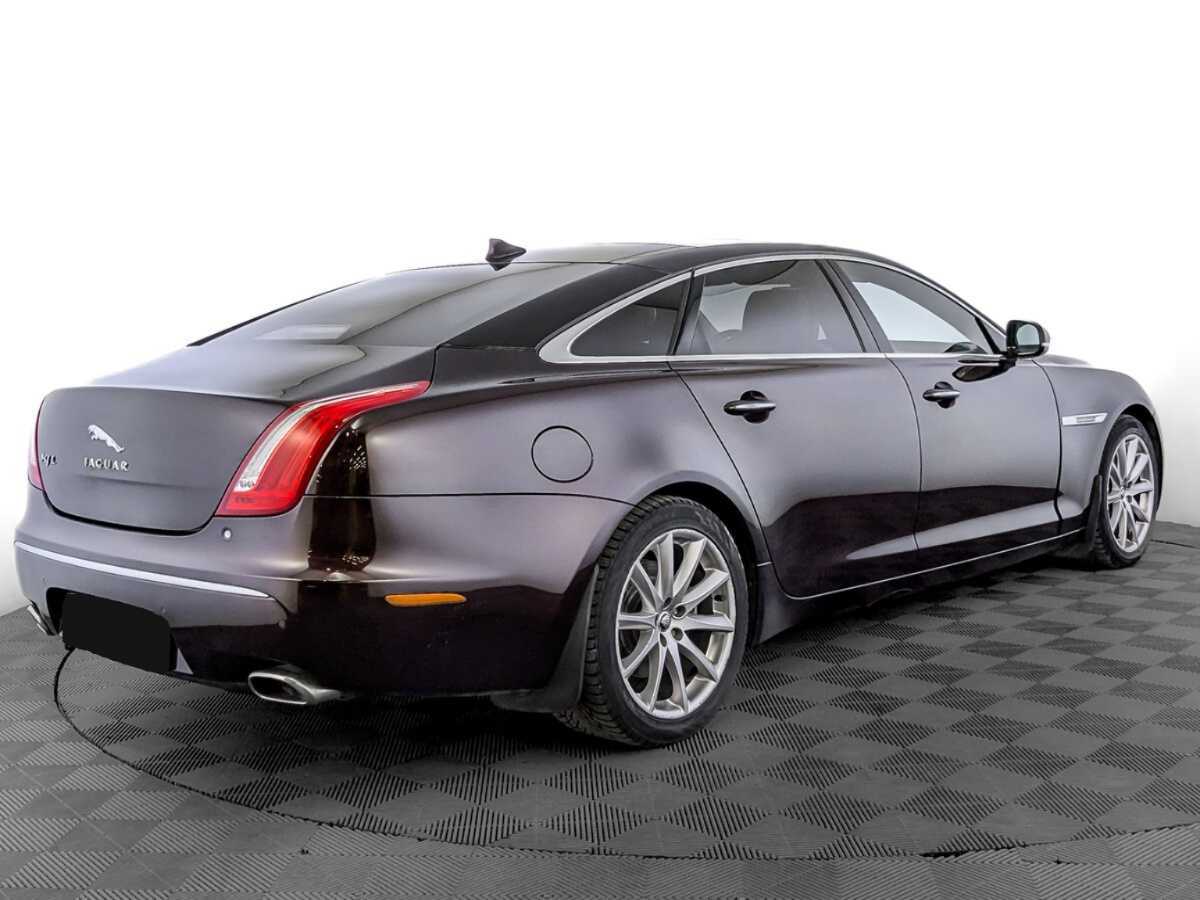 Купить Jaguar XJ с пробегом. Фото: #4