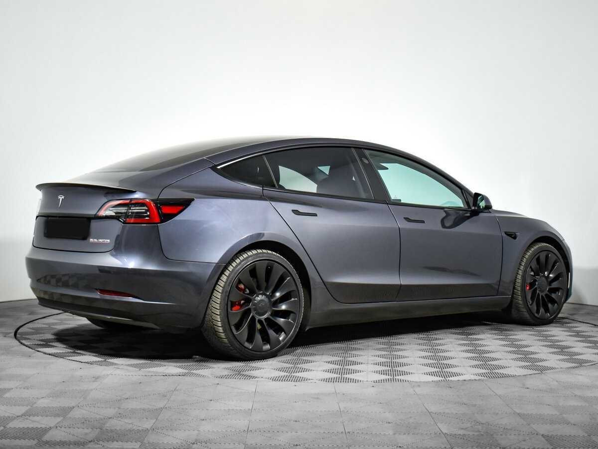 Купить Tesla Model 3 с пробегом. Фото: #4