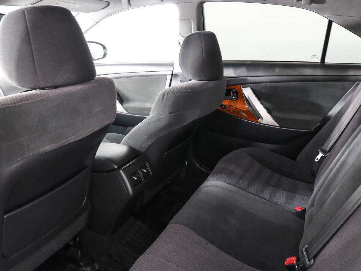 Купить Toyota Camry с пробегом. Фото: #7