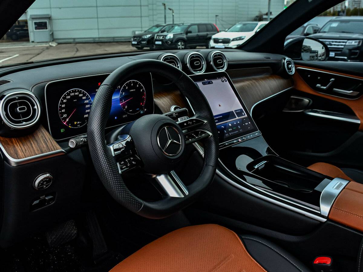 Купить Mercedes-Benz GLC с пробегом. Фото: #9