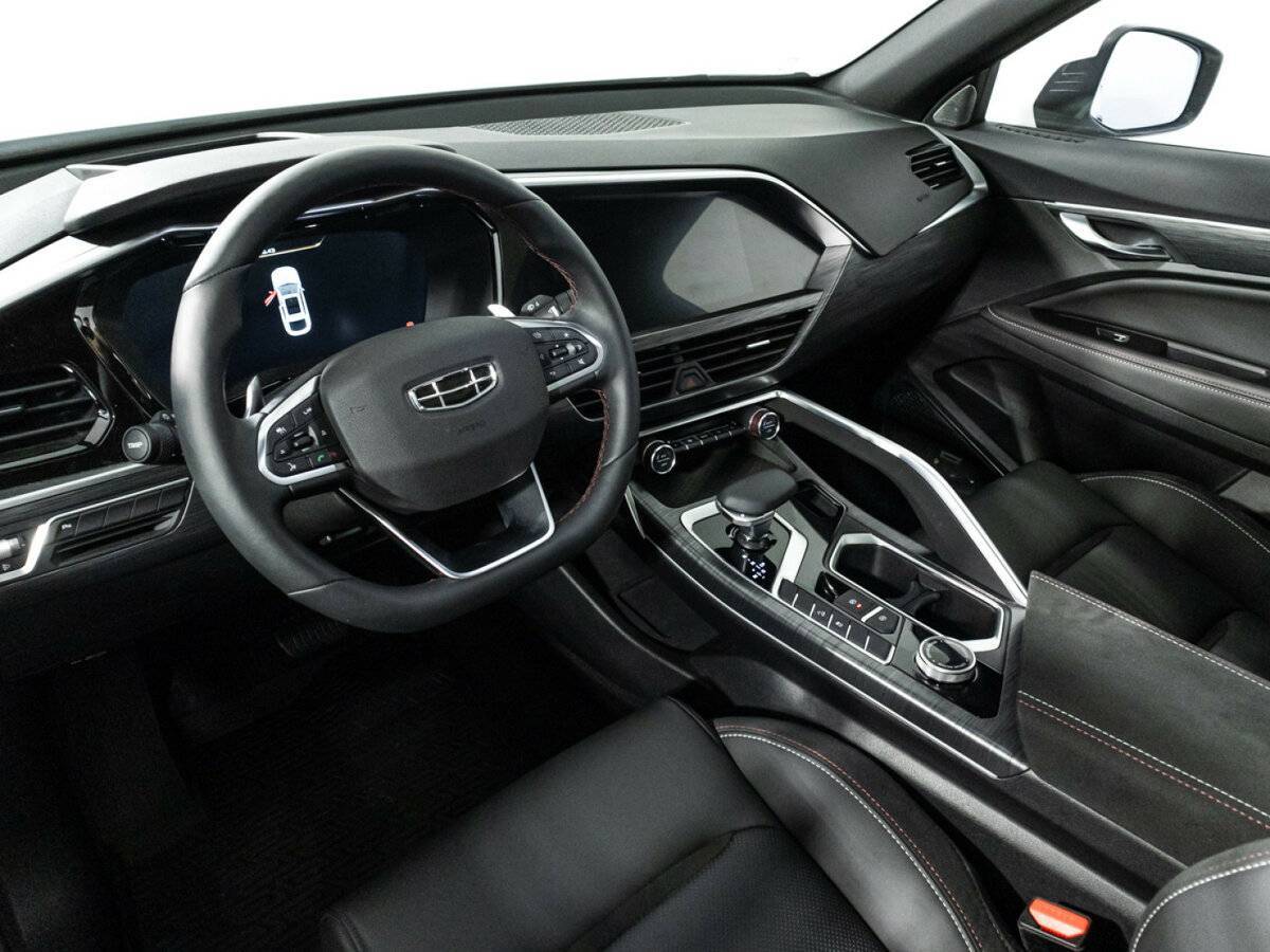 Купить Geely Tugella с пробегом. Фото: #10
