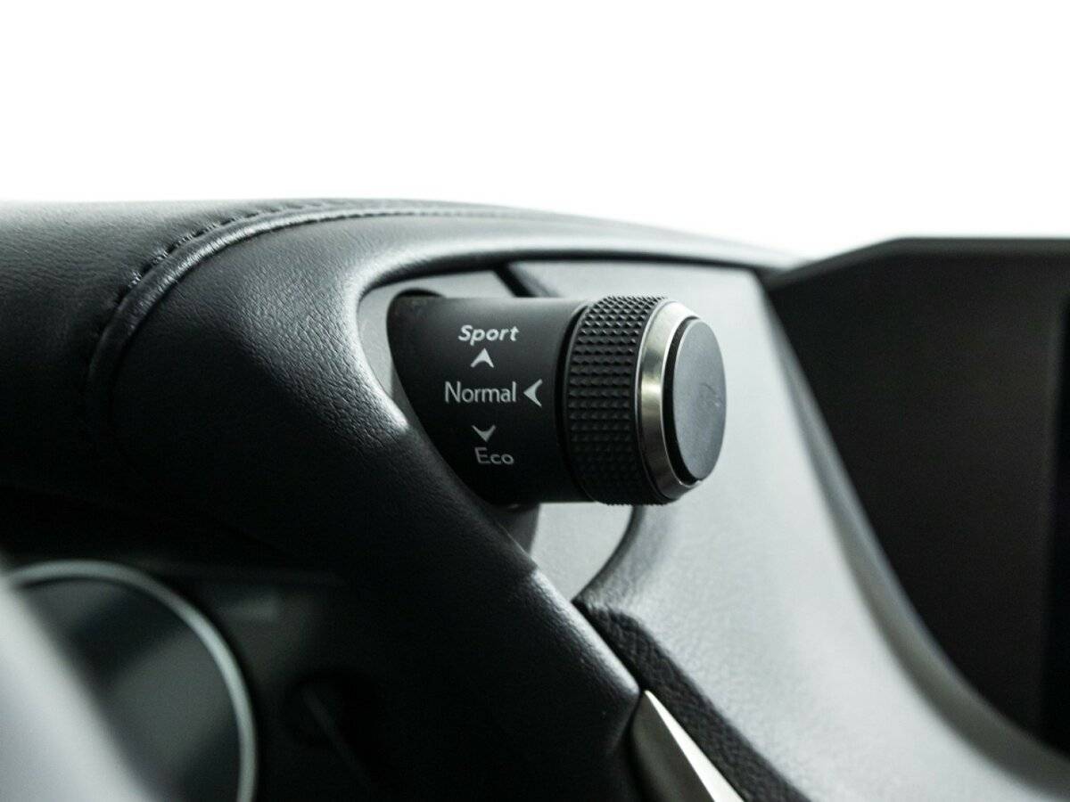 Купить Lexus ES с пробегом. Фото: #24