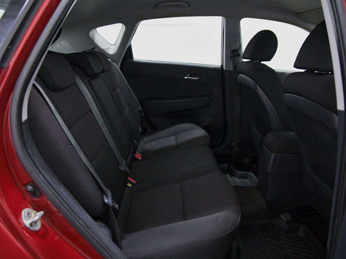 Купить Hyundai i30 с пробегом. Фото: #6