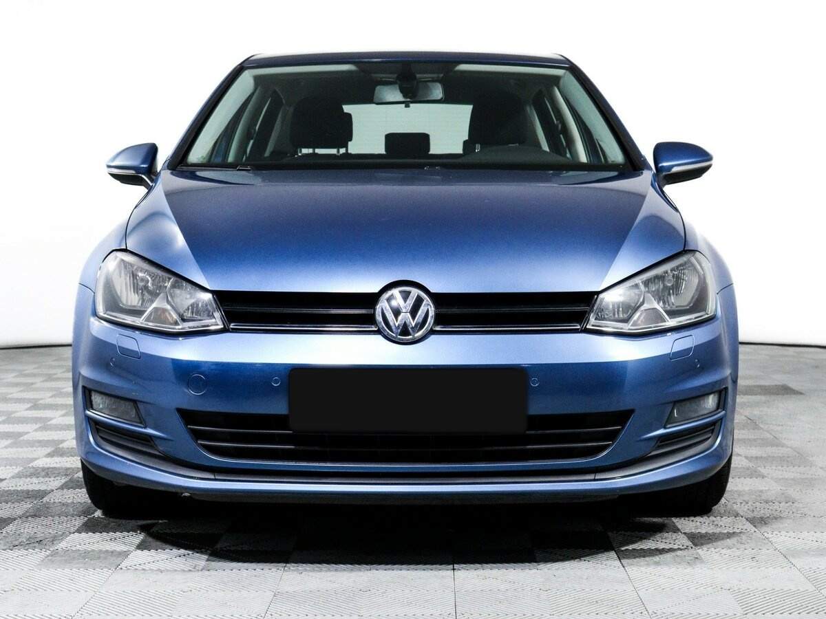 Купить Volkswagen Golf с пробегом. Фото: #1