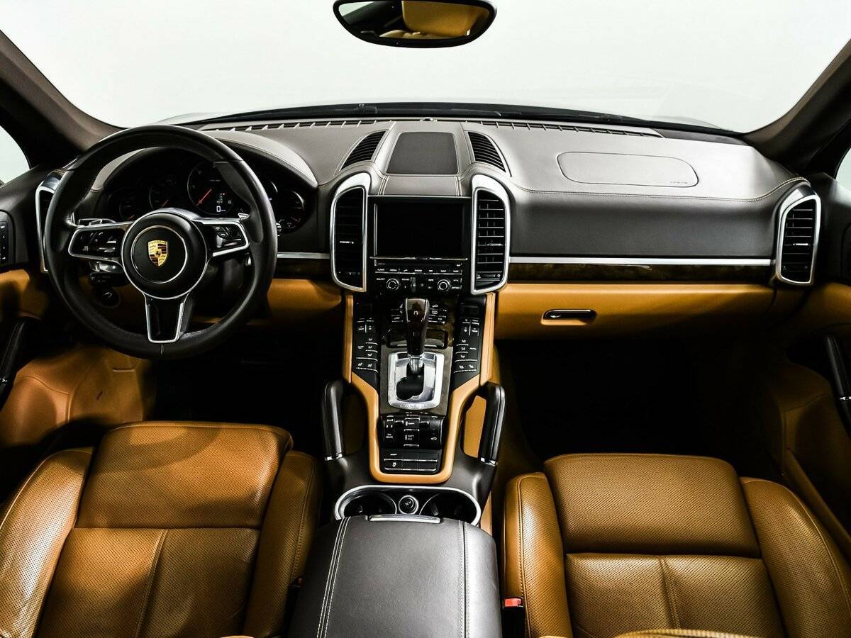 Купить Porsche Cayenne с пробегом. Фото: #10