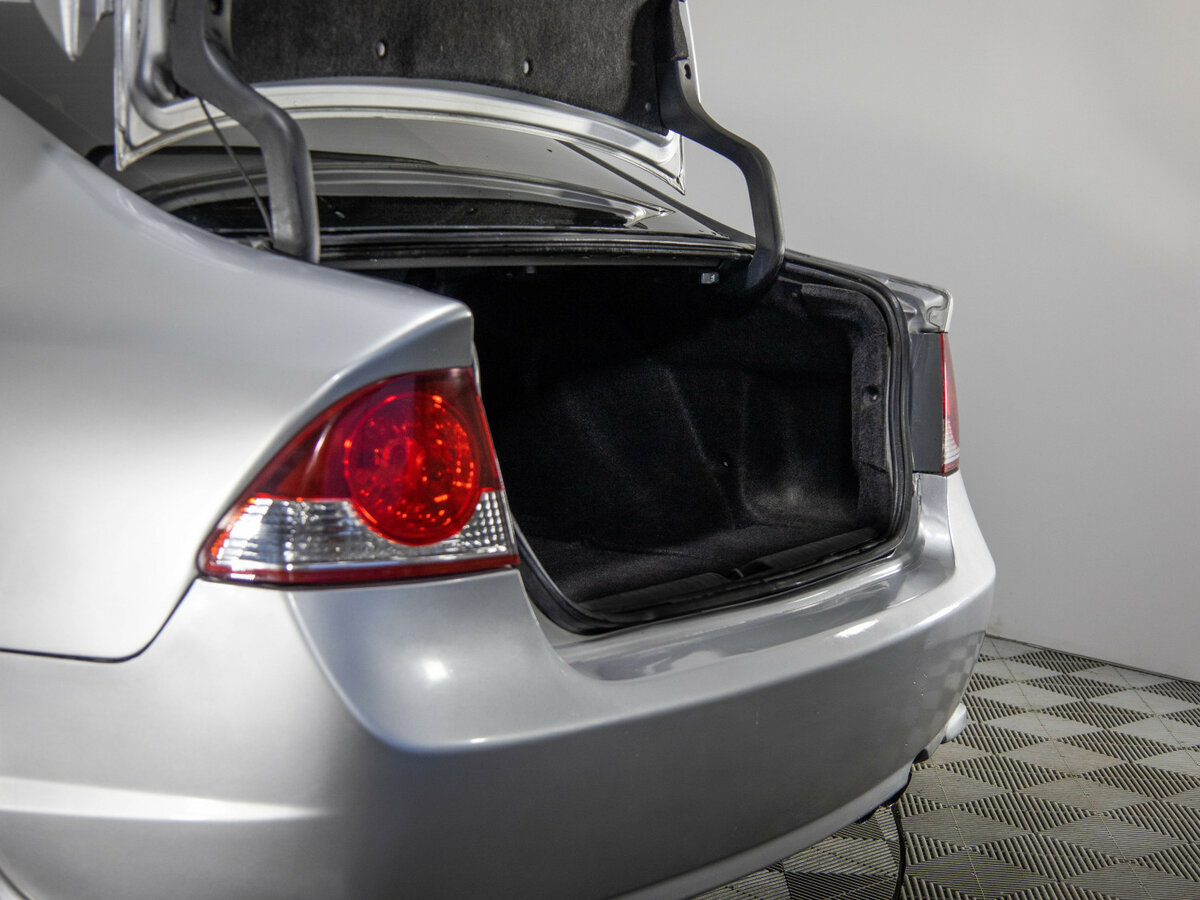 Купить Honda Civic с пробегом. Фото: #6