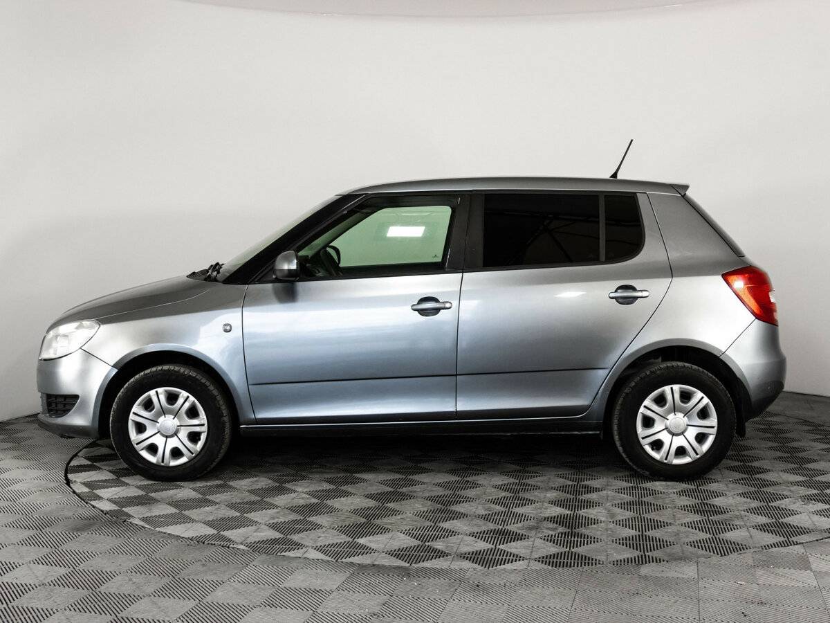 Купить Skoda Fabia с пробегом. Фото: #7
