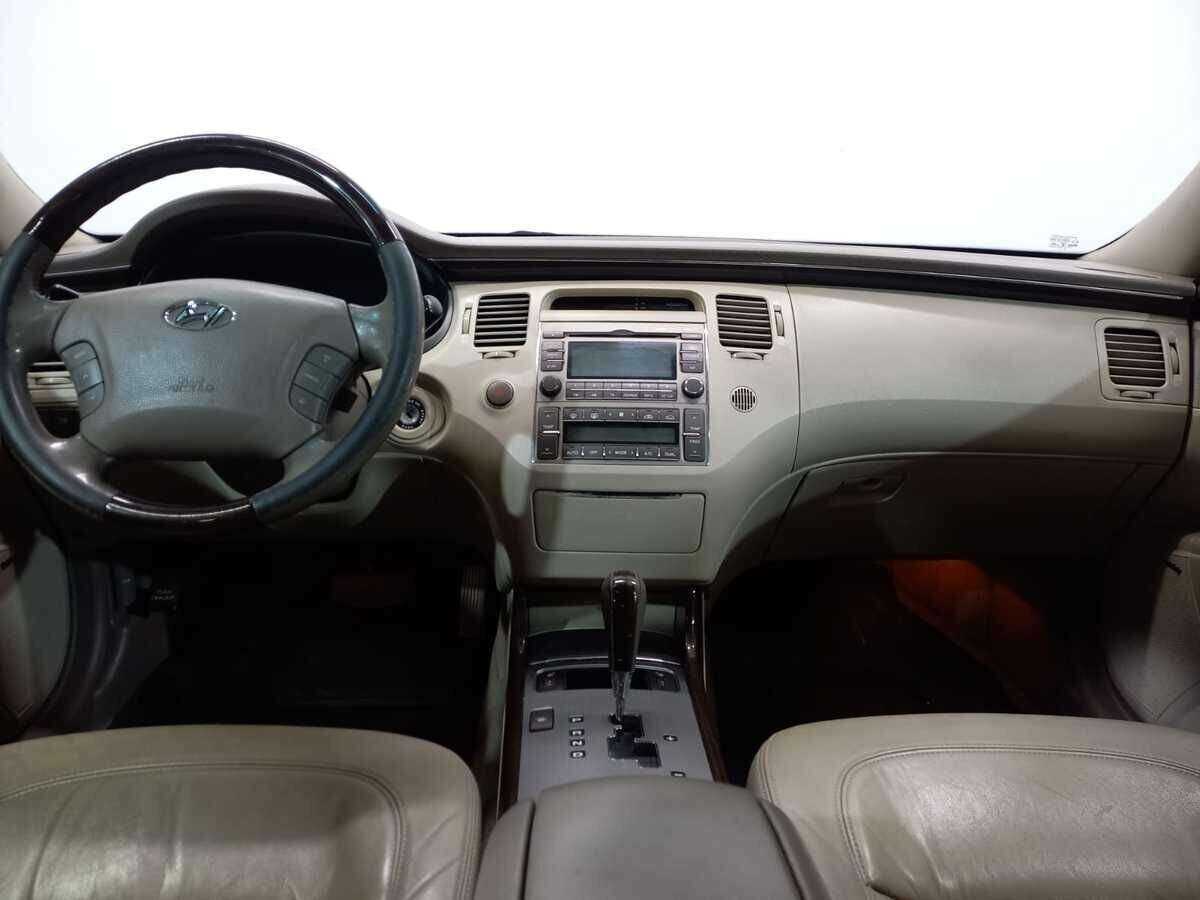 Купить Hyundai Grandeur с пробегом. Фото: #8