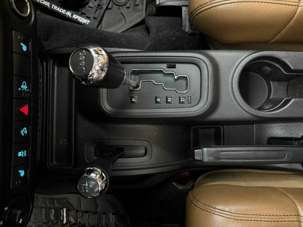 Купить Jeep Wrangler с пробегом. Фото: #10