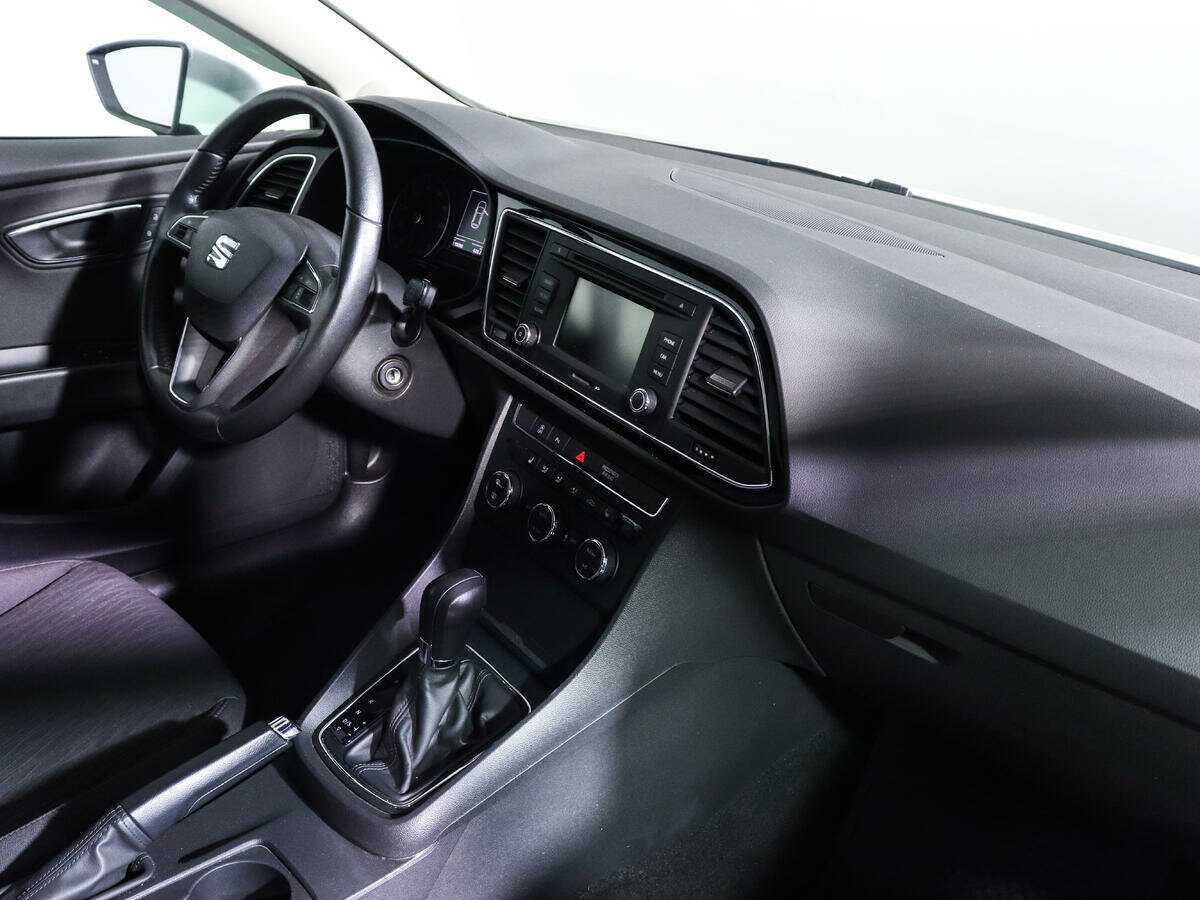 Купить SEAT Leon с пробегом. Фото: #8