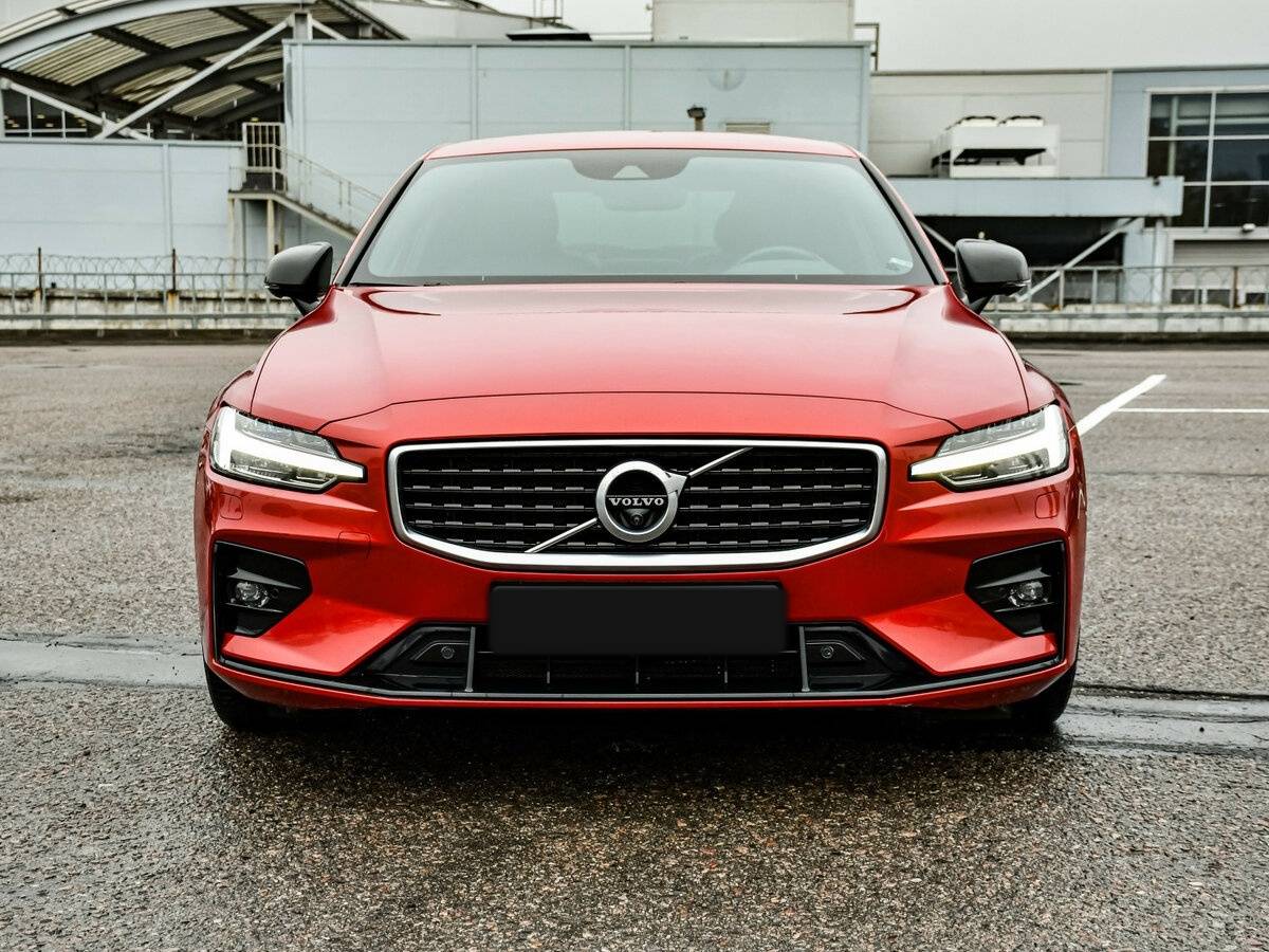 Купить Volvo S60 с пробегом. Фото: #1