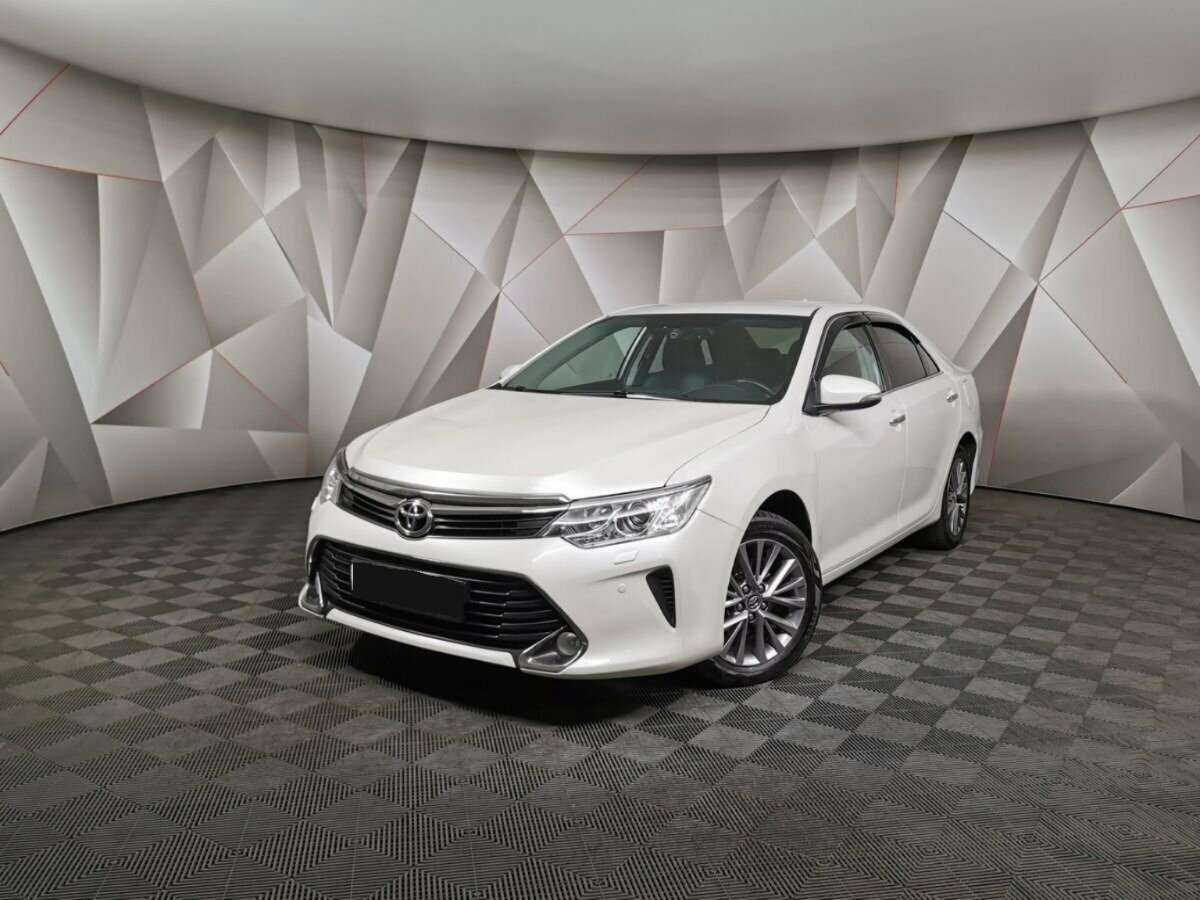 Купить Toyota Camry с пробегом. Посмотреть фото
