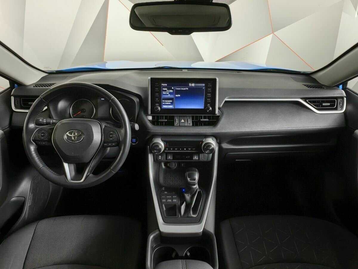Купить Toyota RAV4 с пробегом. Фото: #9