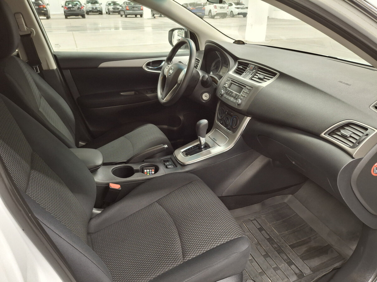 Купить Nissan Sentra с пробегом. Фото: #10