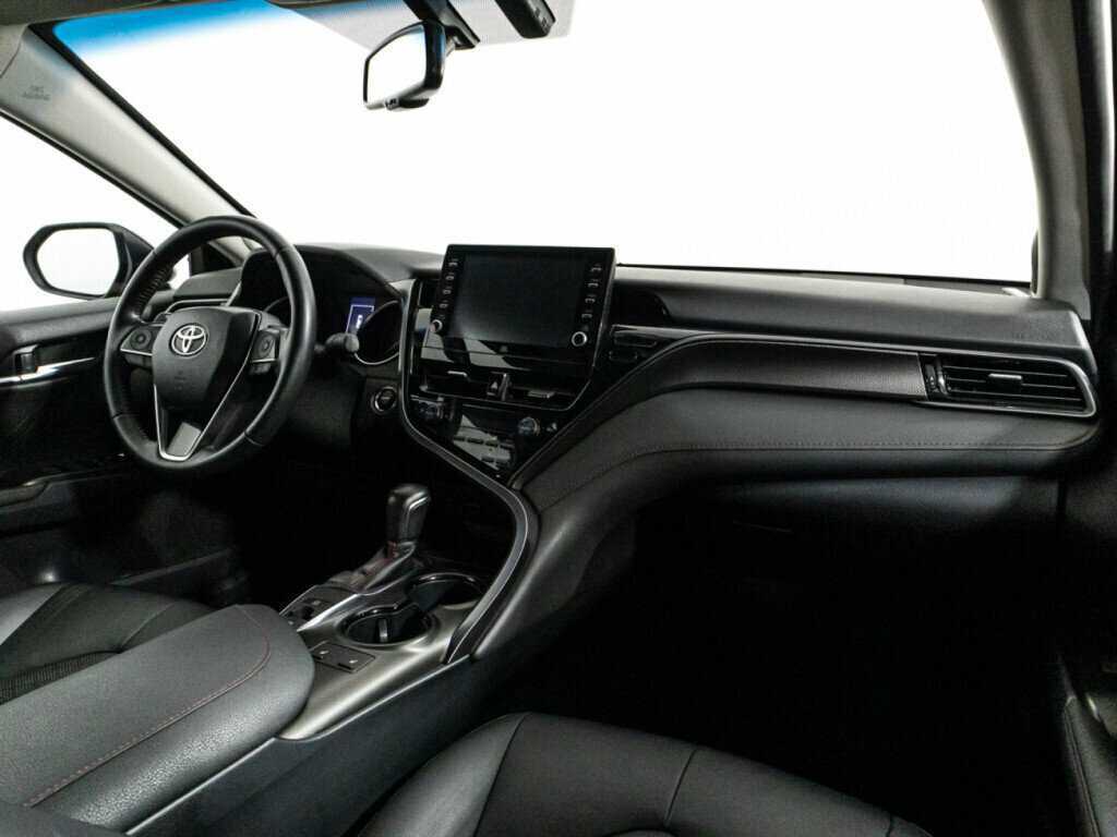 Купить Toyota Camry с пробегом. Фото: #8